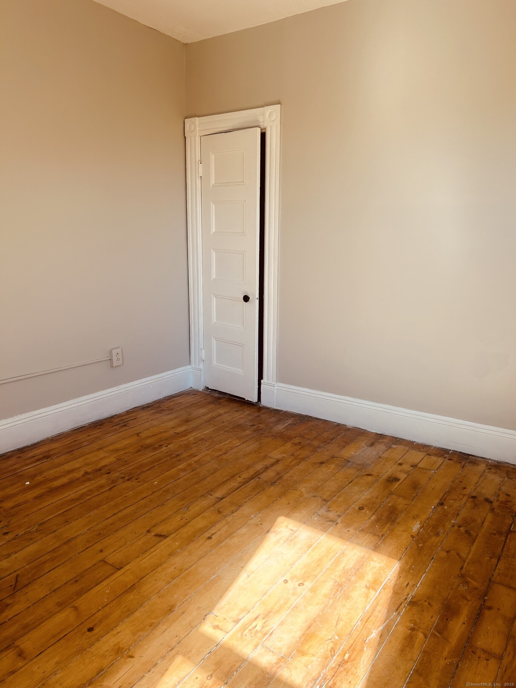 53 Brown, Hartford, 06114, 3 Bedrooms Bedrooms, ,1 BathroomBathrooms,Residential Rental,For Sale,Brown,24098636