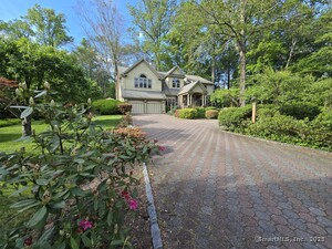 16 Fullmar Lane