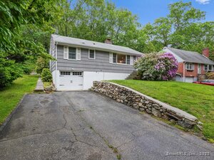 19 Rockmeadow Road