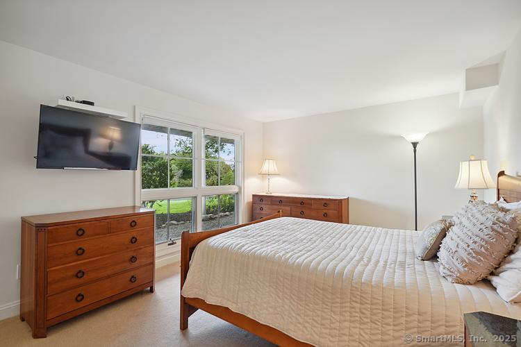 2 Aspetuck Hill, Weston, Connecticut 06883