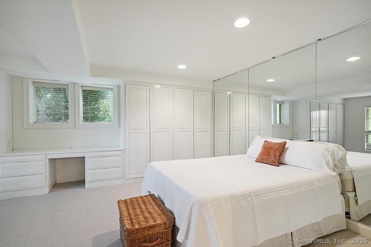 2 Aspetuck Hill, Weston, Connecticut 06883
