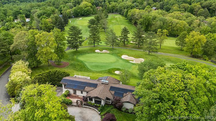 2 Aspetuck Hill, Weston, Connecticut 06883