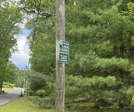 Homes for sale in Farmington, CT | 61 Litchfield Rd, Farmington, CT 06085 | MLS# 24098209