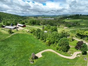 Homes for sale in Salisbury, CT | 14 Red Mountain Rd, Salisbury, CT 06039 | MLS# 24076003