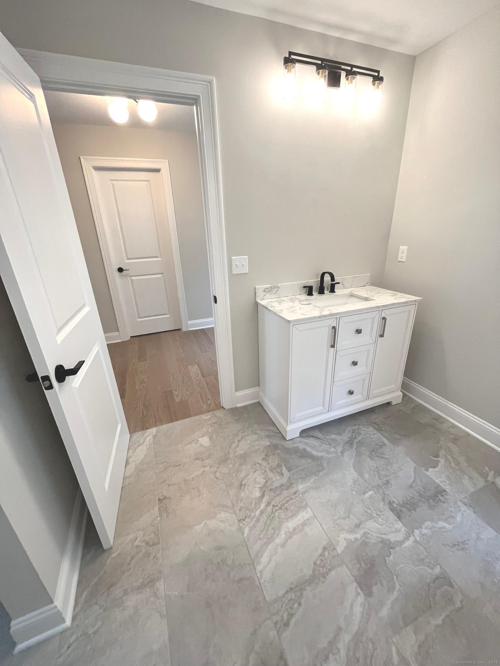 39 Platt, Prospect, Connecticut 06712
