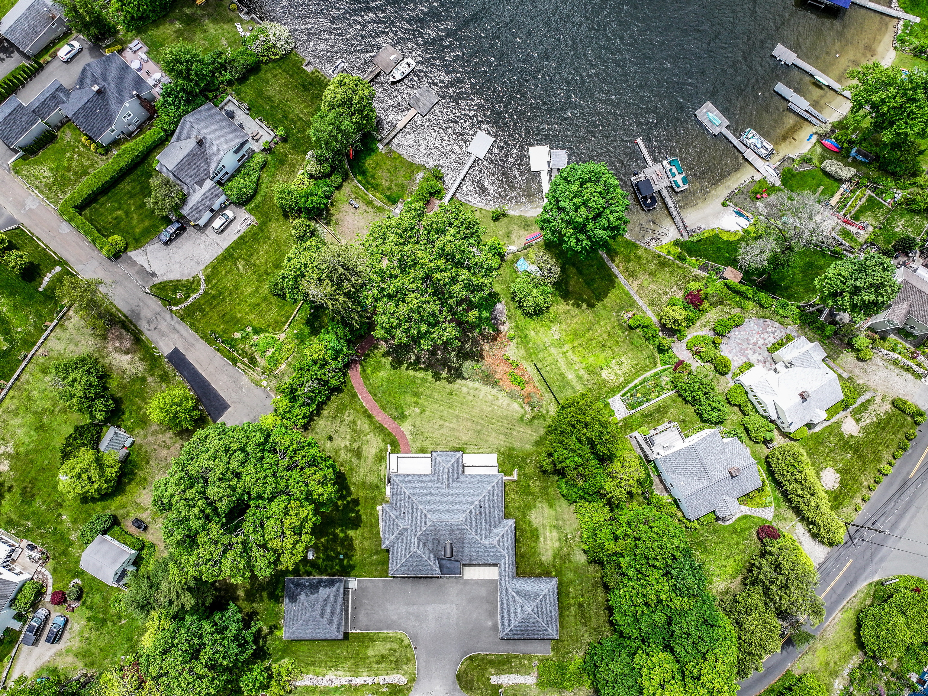 13 Kellogg, Brookfield, Connecticut 06804
