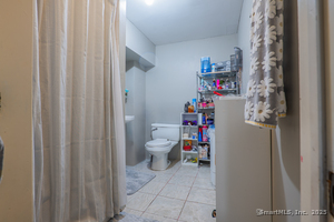 Homes for sale in Danbury, CT | 95 Park Ave #apt 14, Danbury, CT 06810 | MLS# 24096902