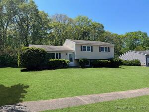 Homes for sale in Southington, CT | 132 Walkley Dr, Southington, CT 06489 | MLS# 24093493