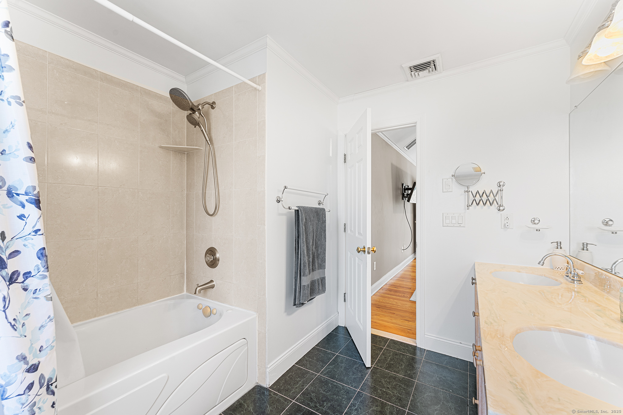 44 Oakmont, Monroe, Connecticut 06468