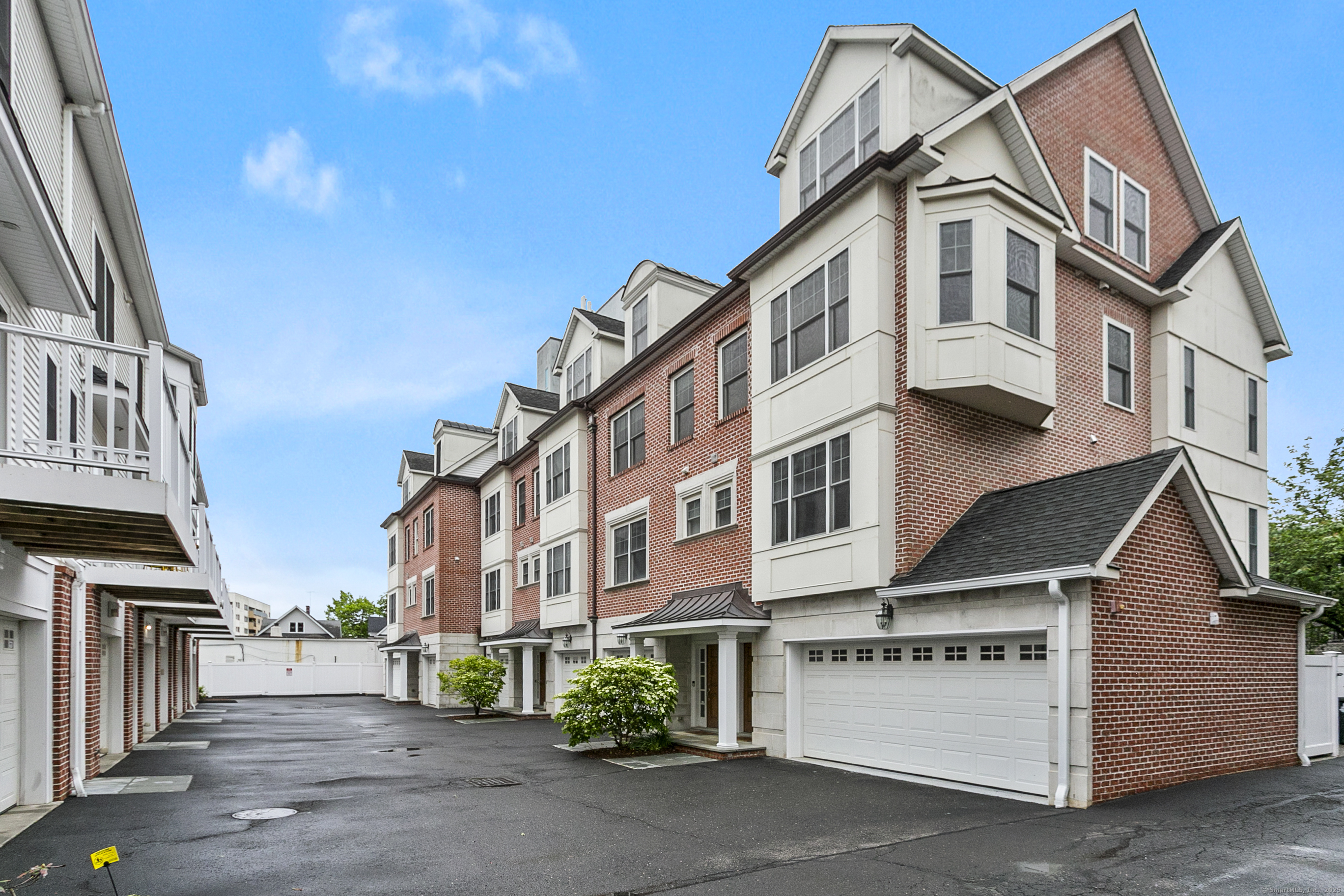 14 1st Street, Stamford, Connecticut photo 1