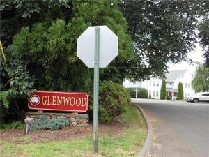 Homes for sale in Milford, CT | 18 Greenview Ln #18, Milford, CT 06461 | MLS# 24099102