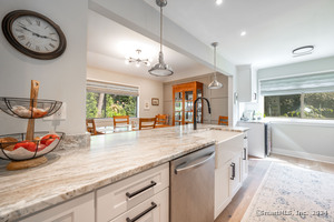 Homes for sale in Southbury, CT | 977 Heritage Vlg #B, Southbury, CT 06488 | MLS# 24099168