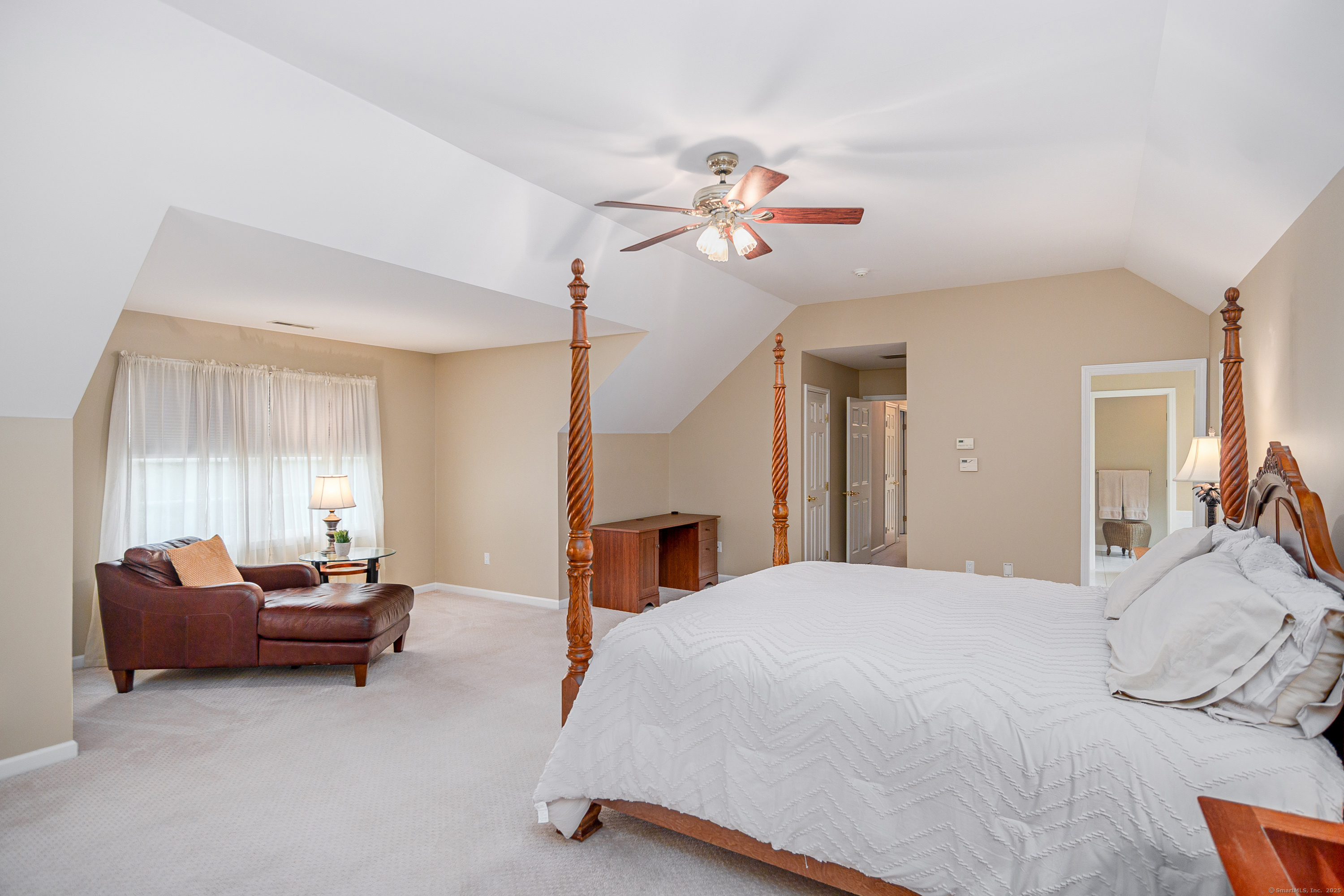 4 Shoreview, Danbury, Connecticut 06811