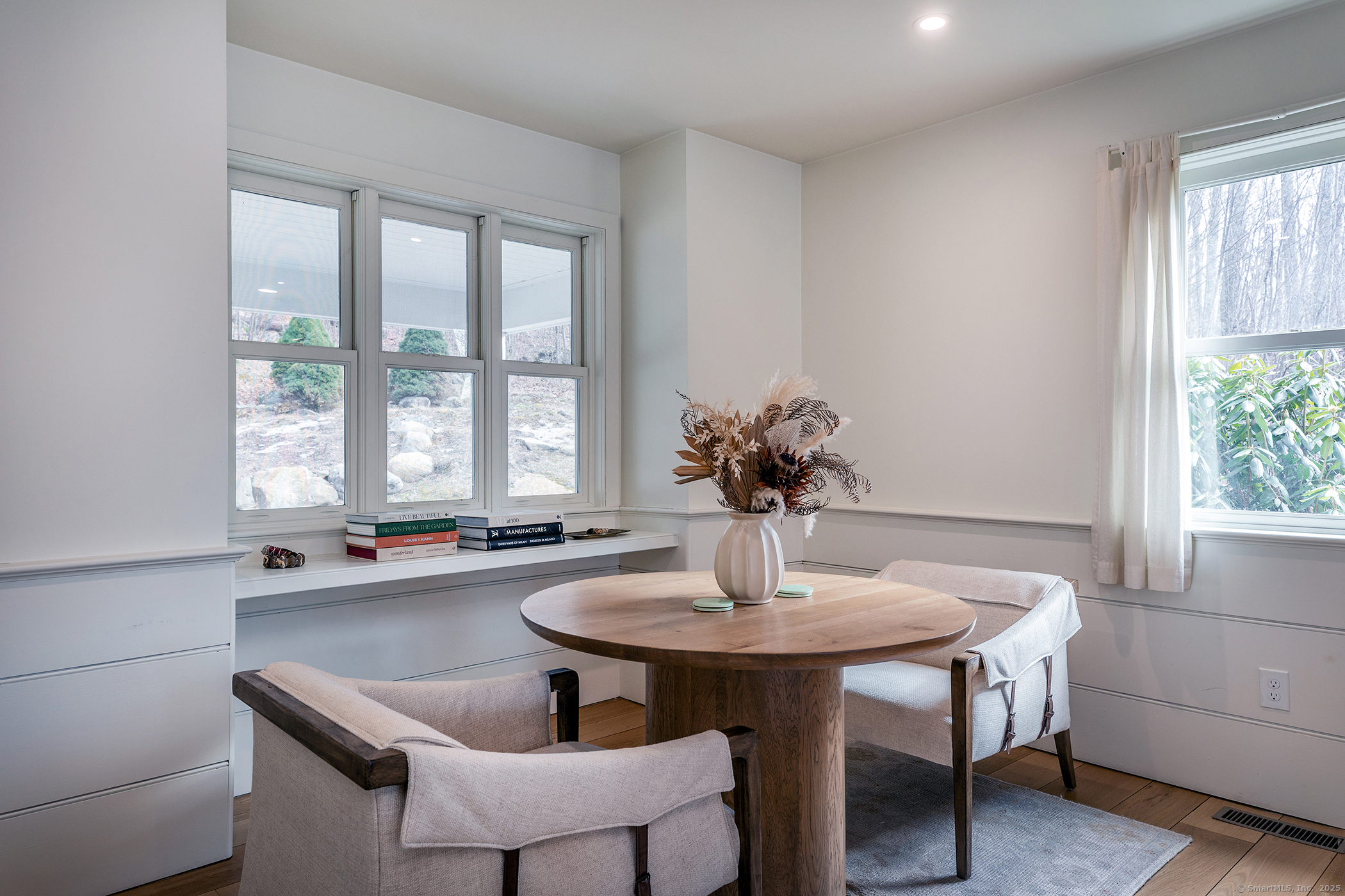 56 Mount Tom, Morris, Connecticut 06763