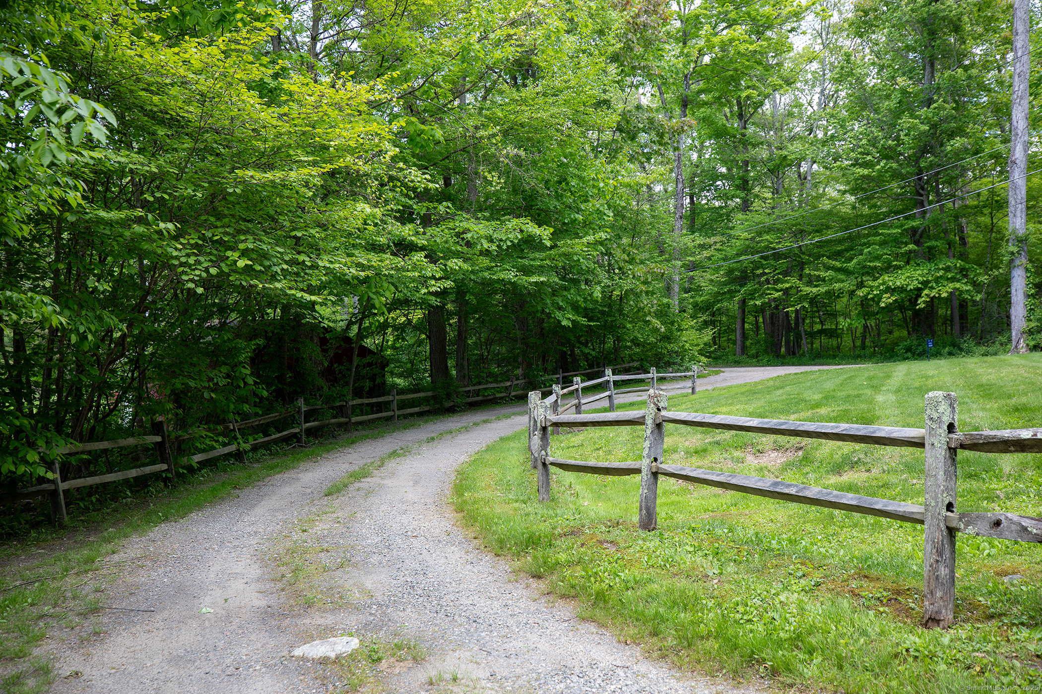 56 Mount Tom, Morris, Connecticut 06763