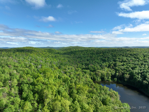 Homes for sale in Stafford, CT | 201 Diamond Ledge Rd, Stafford, CT 06076 | MLS# 24099186