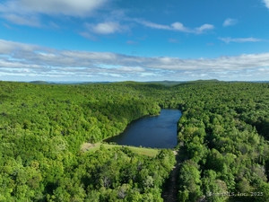 Homes for sale in Stafford, CT | 201 Diamond Ledge Rd, Stafford, CT 06076 | MLS# 24099186