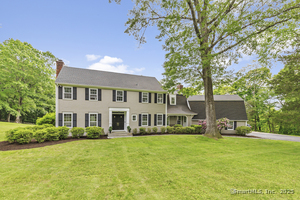 47 Ridgecrest Road