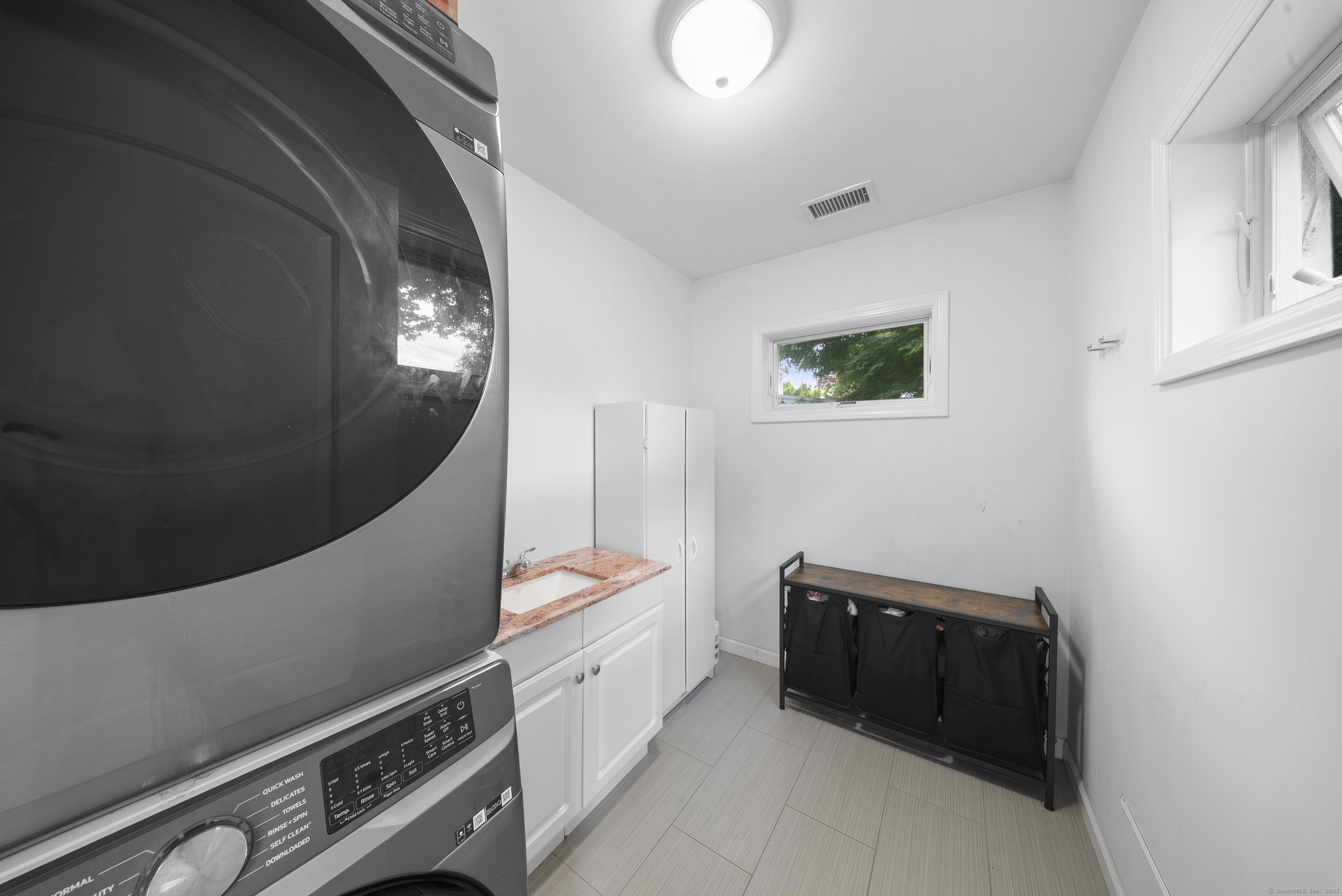 27 Ponus, Norwalk, Connecticut 06850