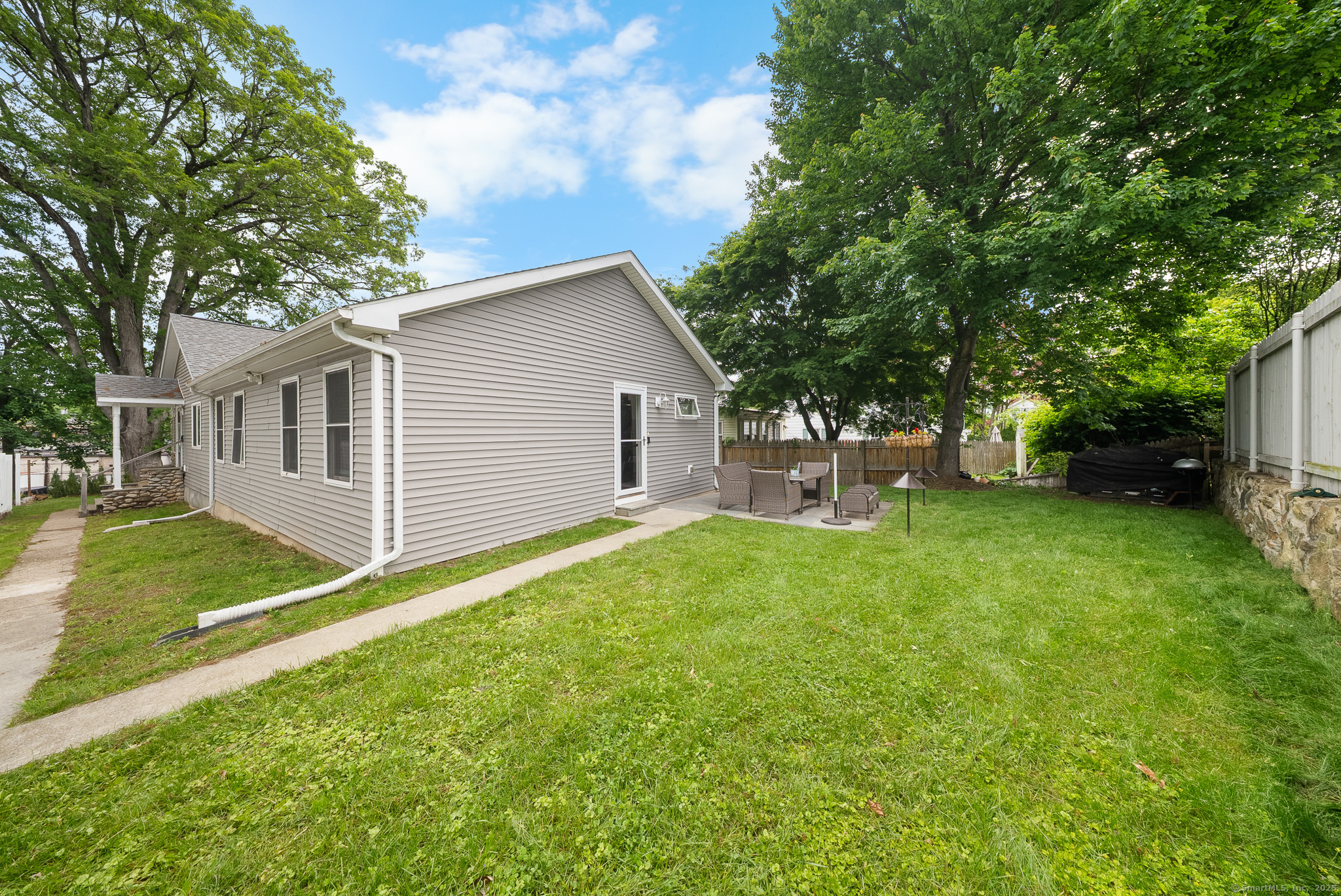 27 Ponus, Norwalk, Connecticut 06850
