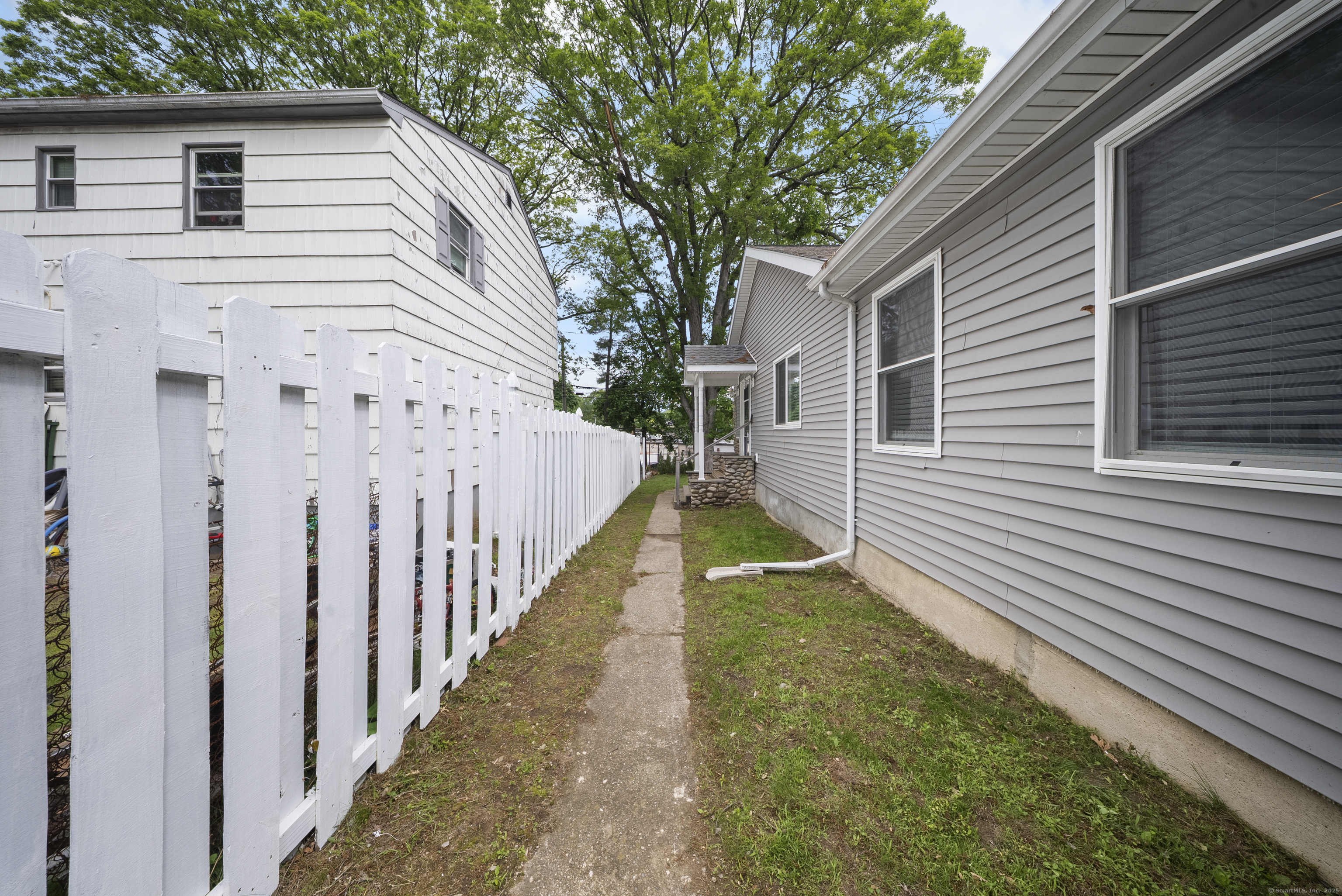 27 Ponus, Norwalk, Connecticut 06850