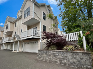 40 Ferris Avenue, Unit APT 6