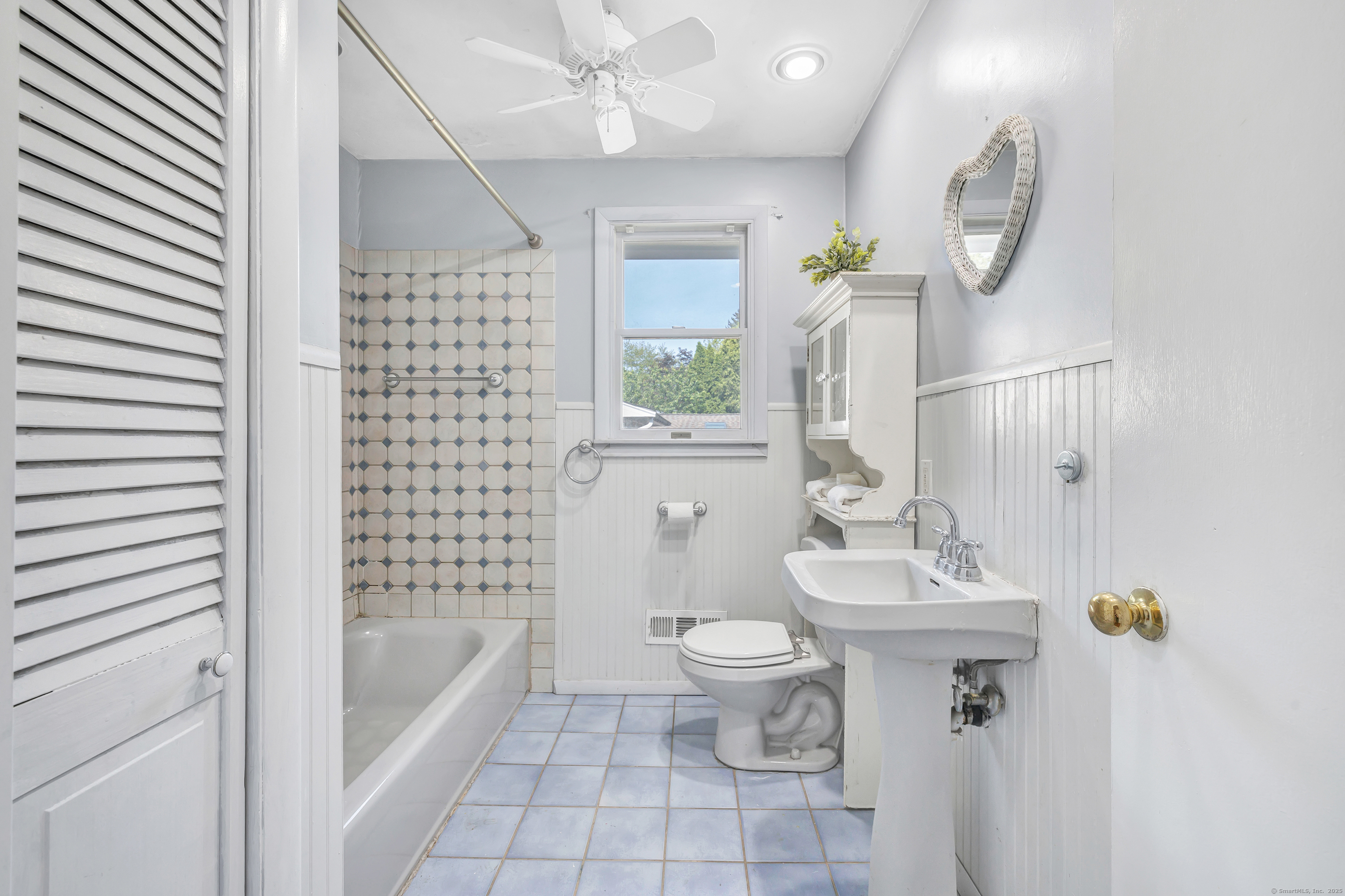 12 Sugar Plum, Fairfield, Connecticut 06824