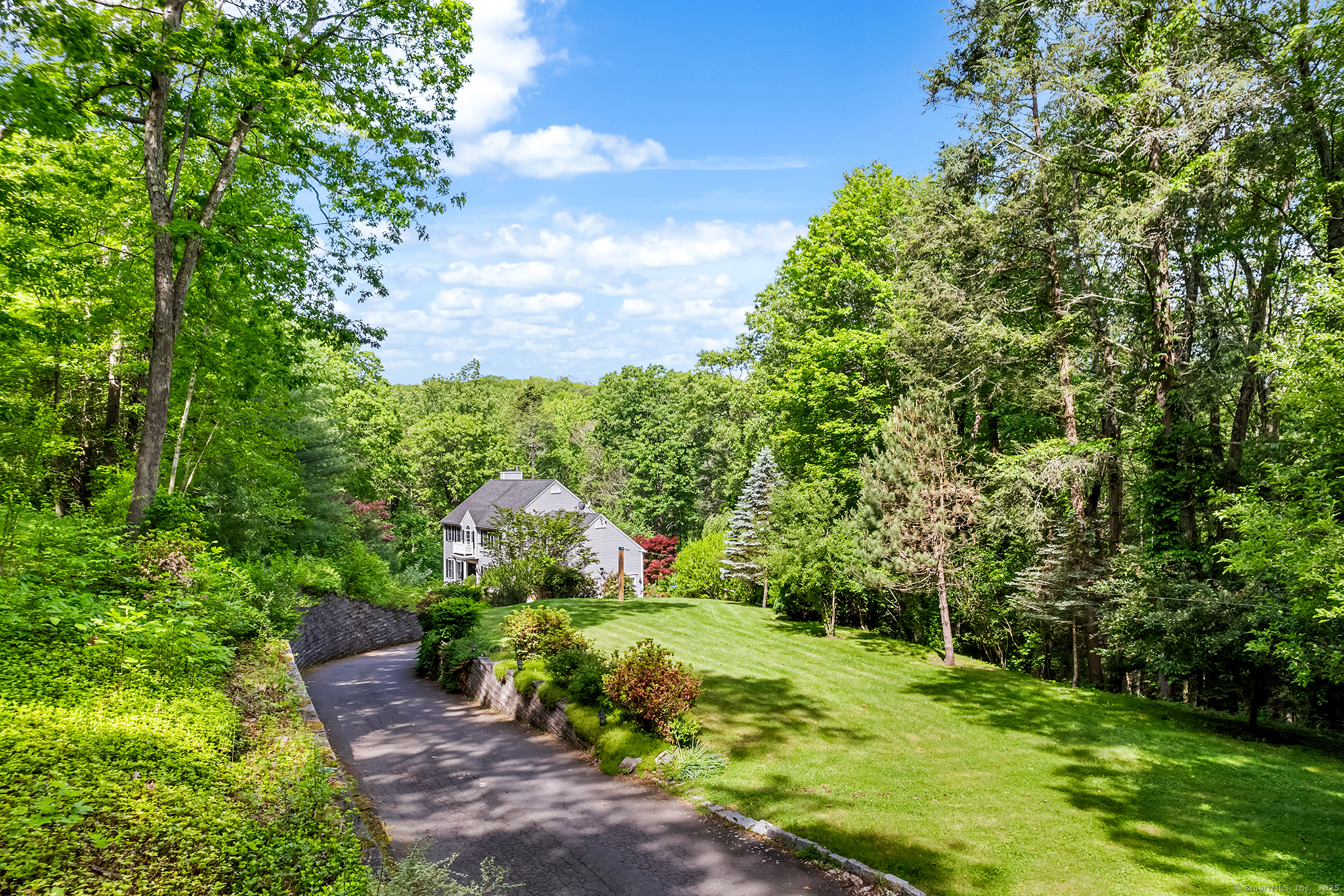 44 Oakmont, Monroe, Connecticut 06468