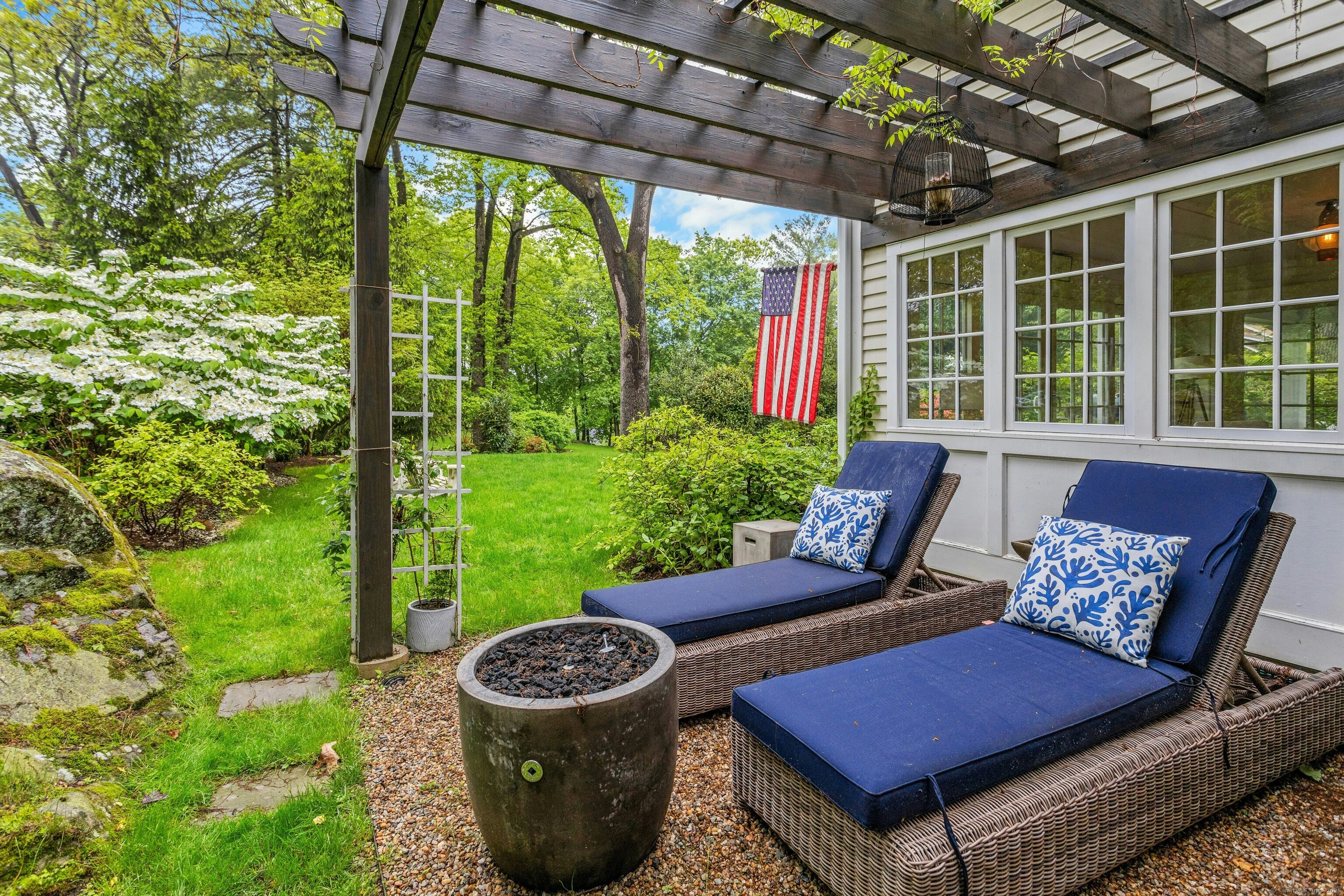 11 Cedar Gate, Darien, Connecticut 06820