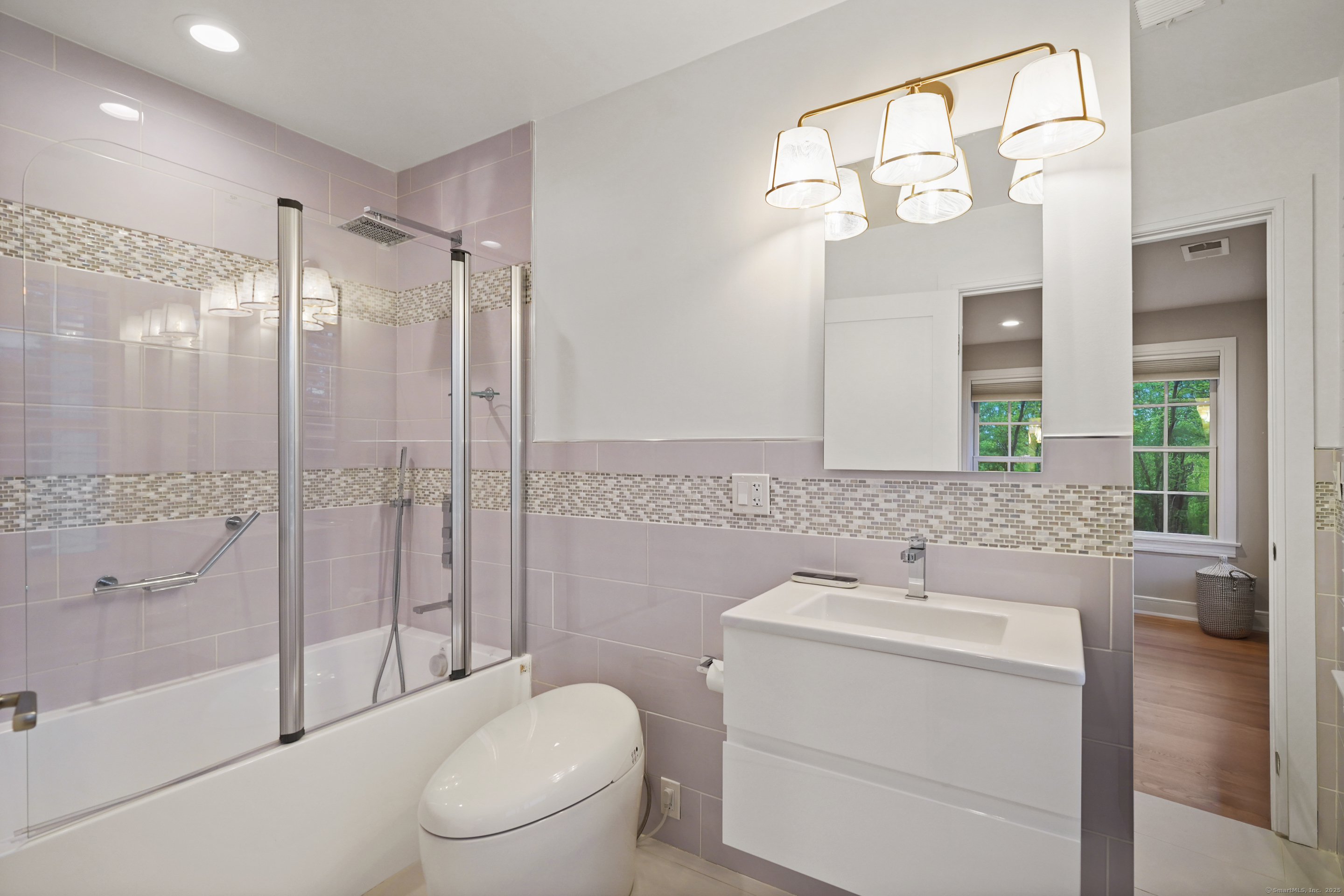 427 Taconic, Greenwich, Connecticut 06831