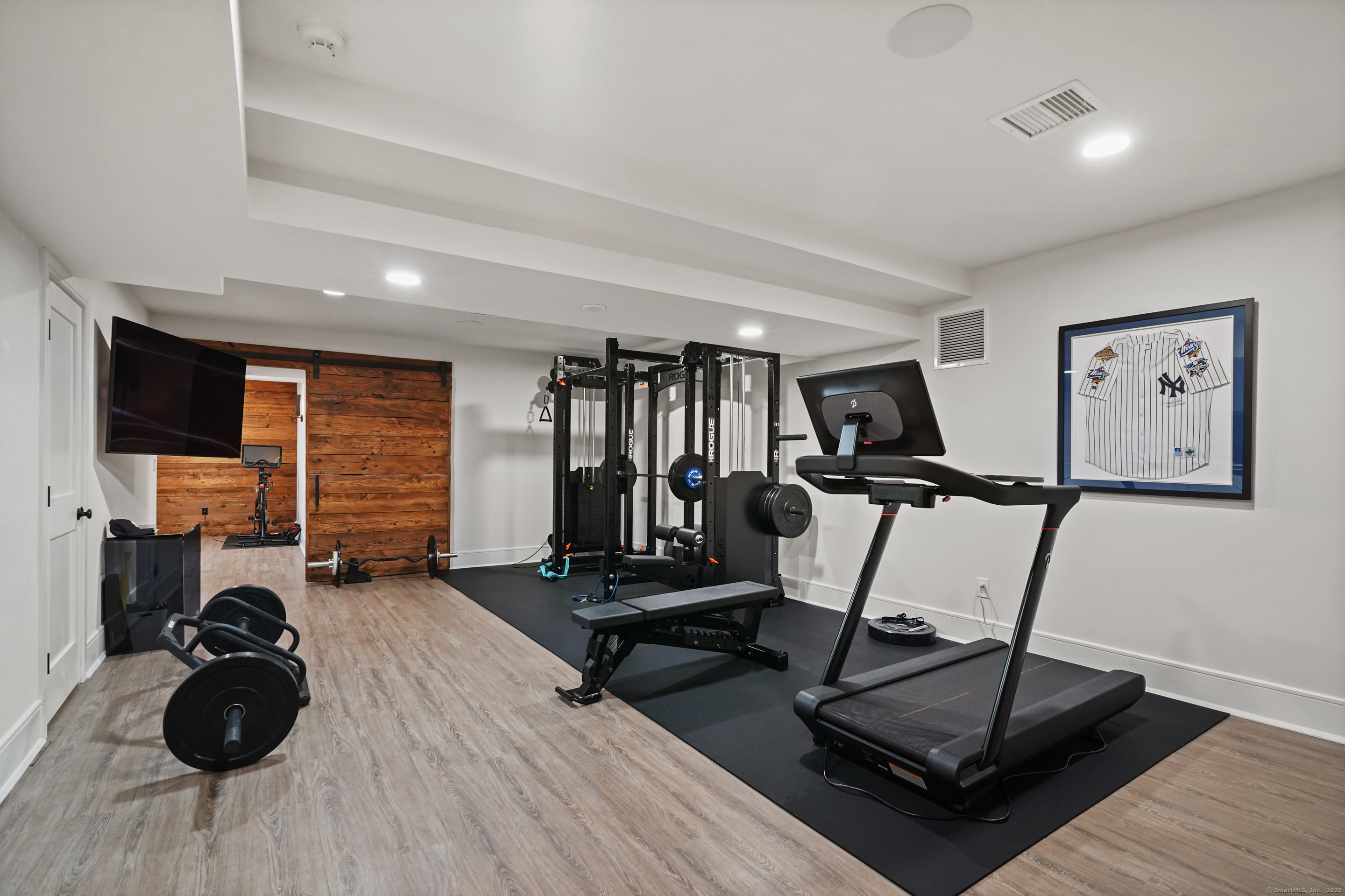 427 Taconic, Greenwich, Connecticut 06831