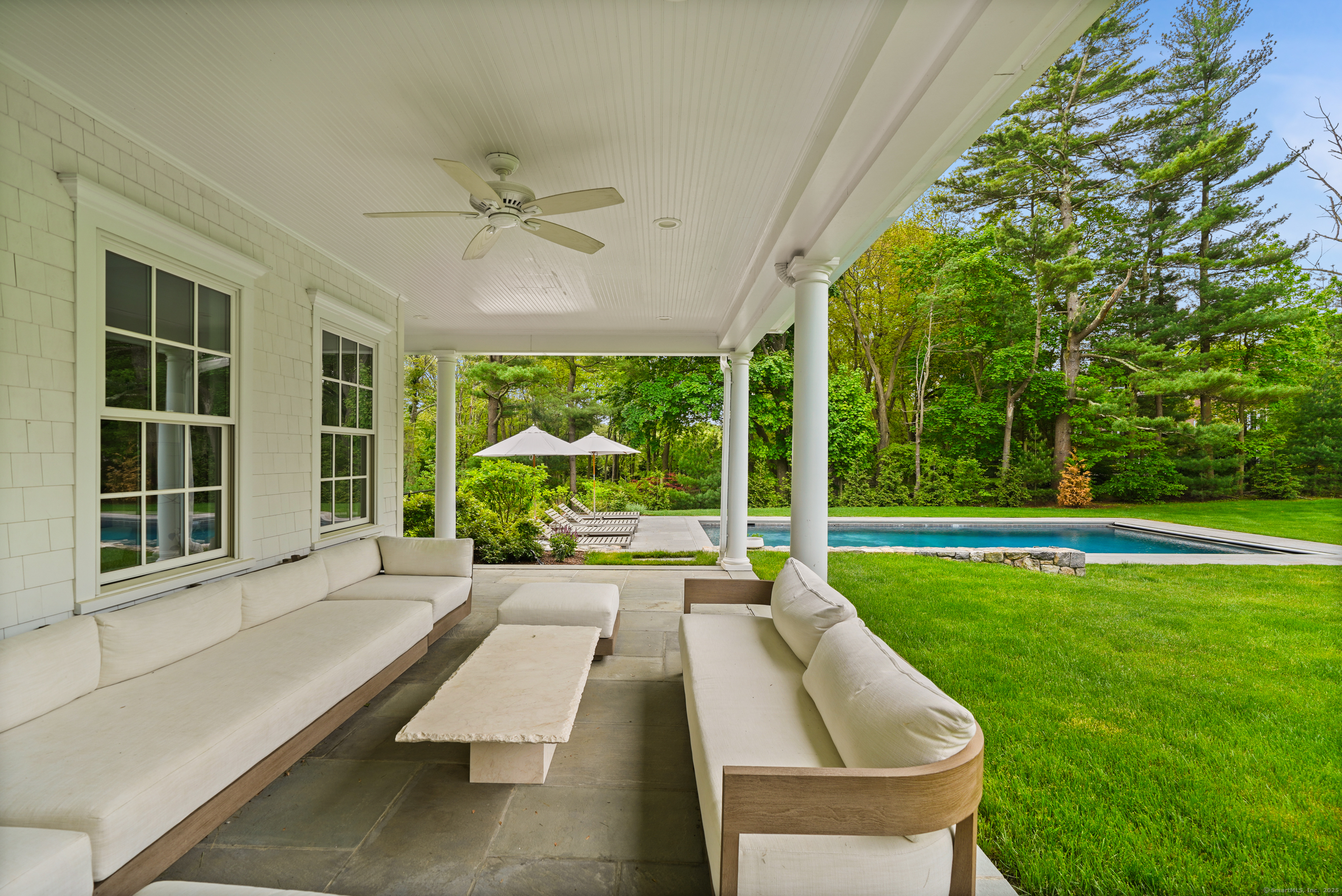 427 Taconic, Greenwich, Connecticut 06831