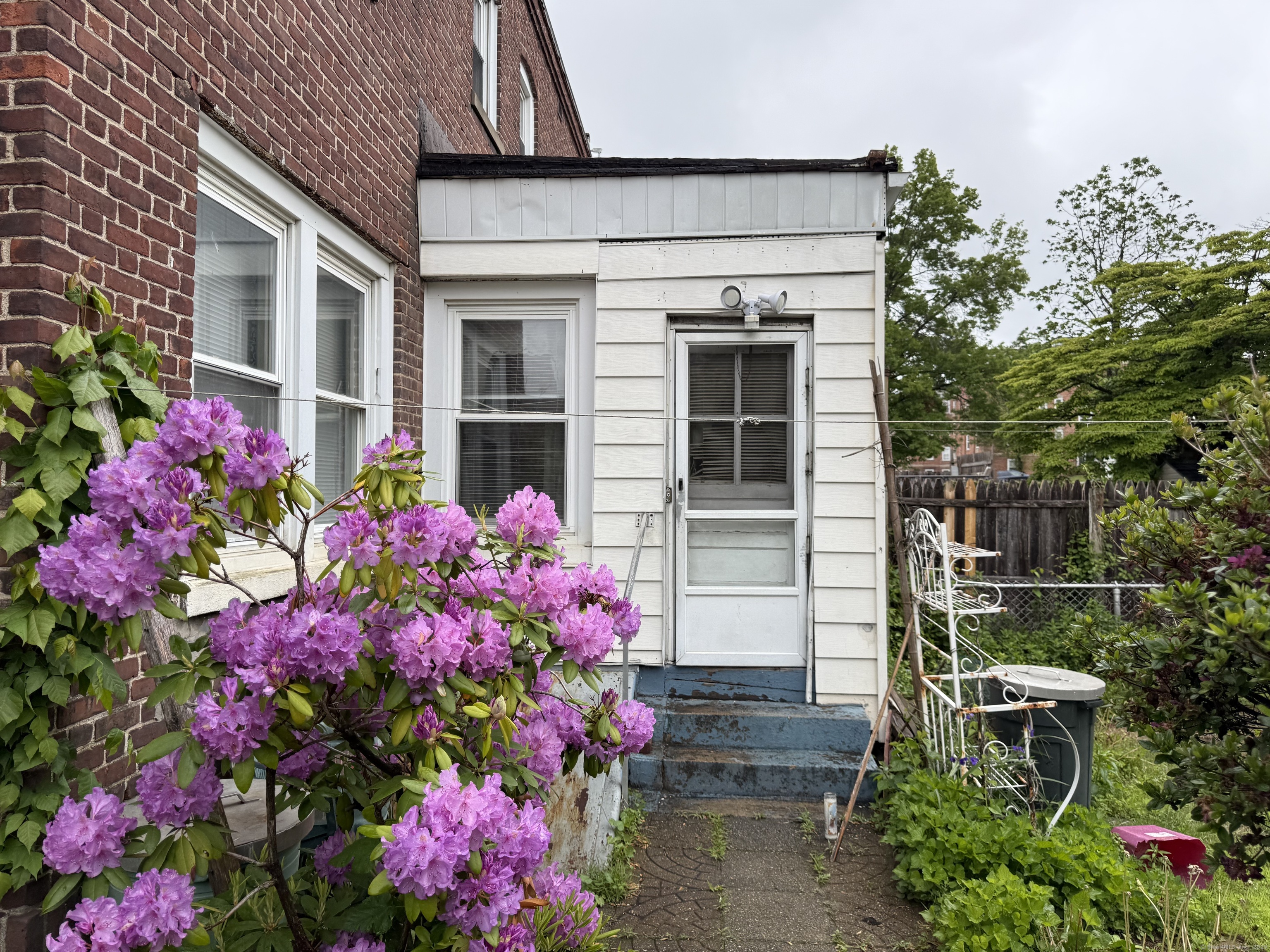 206 Remington, Bridgeport, Connecticut 06610