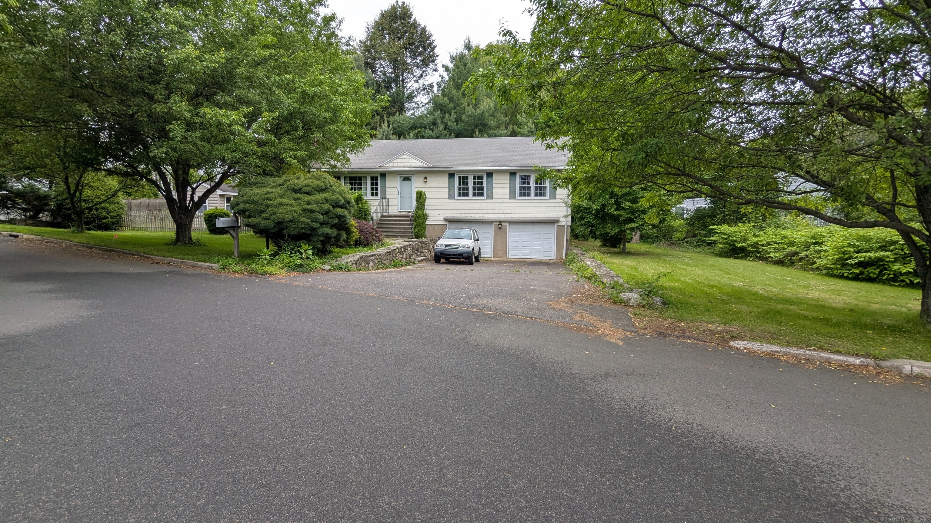 11 Twin Brooks, Fairfield, Connecticut 06824