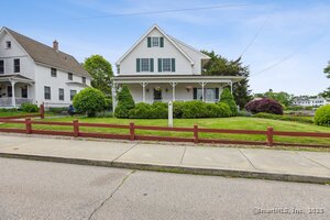 Homes for sale in Stonington, CT | 40 Holmes St, Stonington, CT 06355 | MLS# 24098685