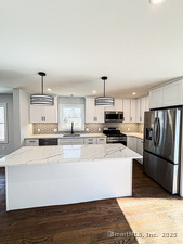 Homes for sale in Danbury, CT | 88 Walnut Trl, Danbury, CT 06810 | MLS# 24082659