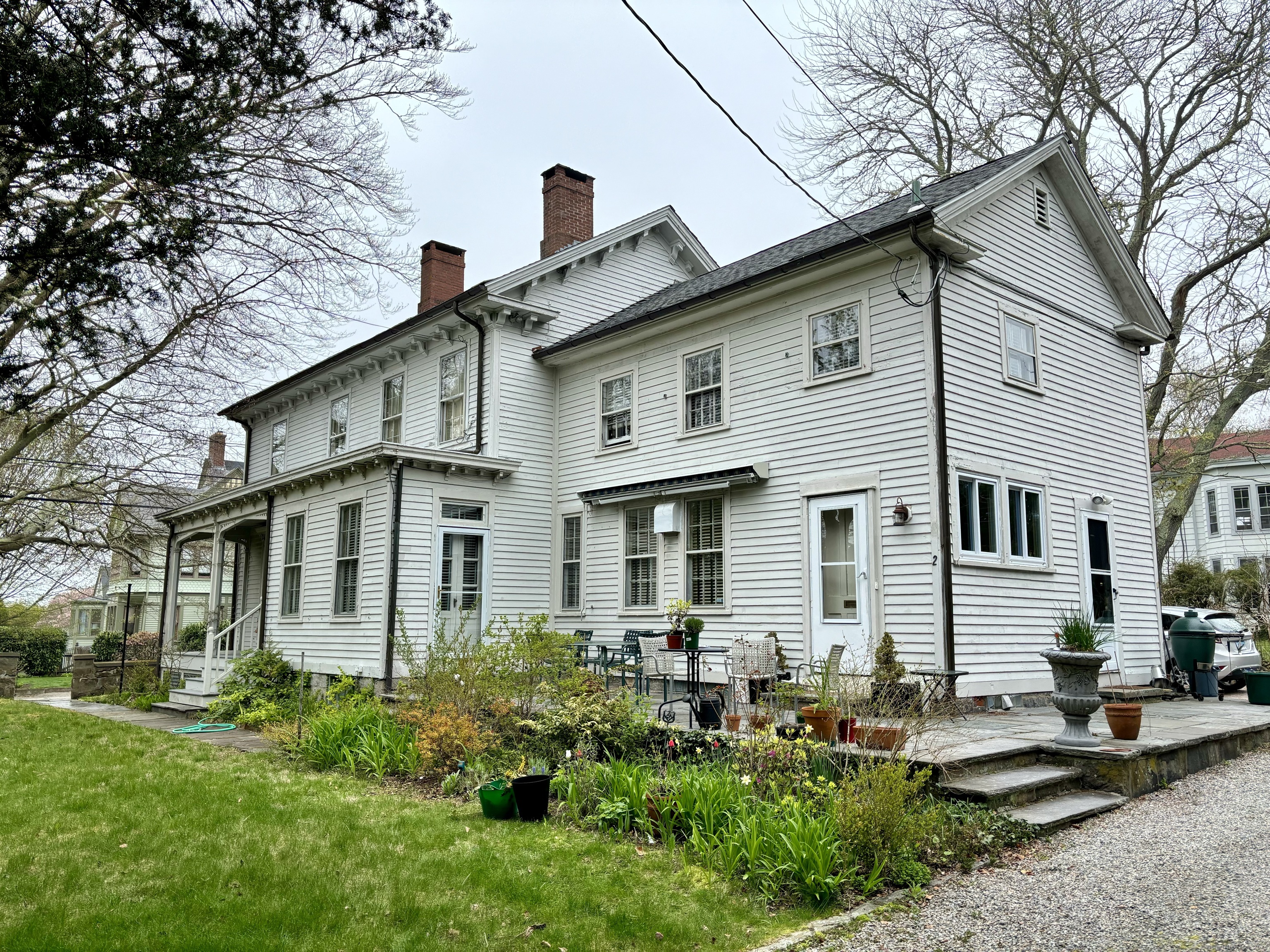 2 Summit Street Stonington CT