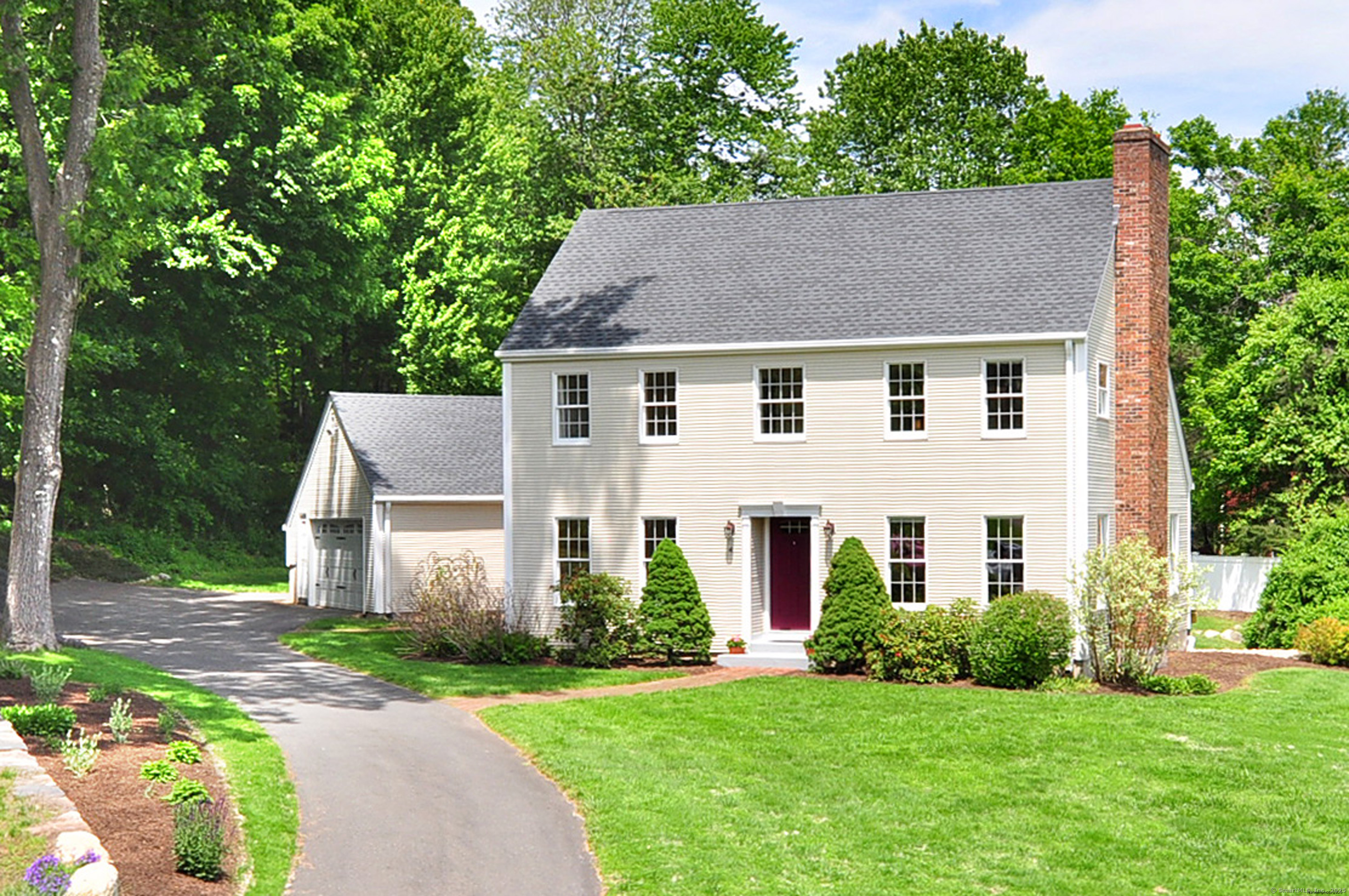 4 Farmview Circle Granby CT