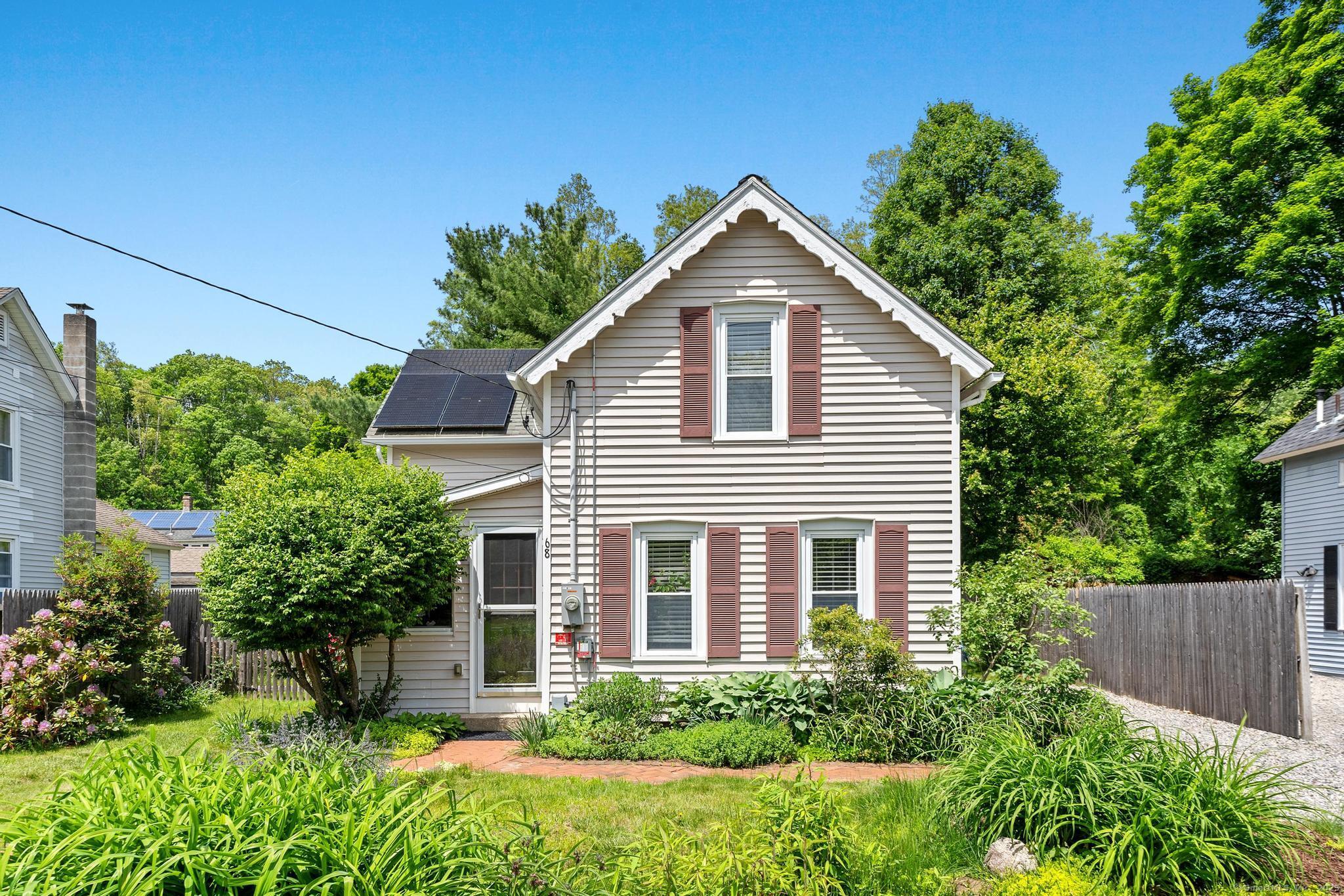 68 Cottage Street New Hartford CT
