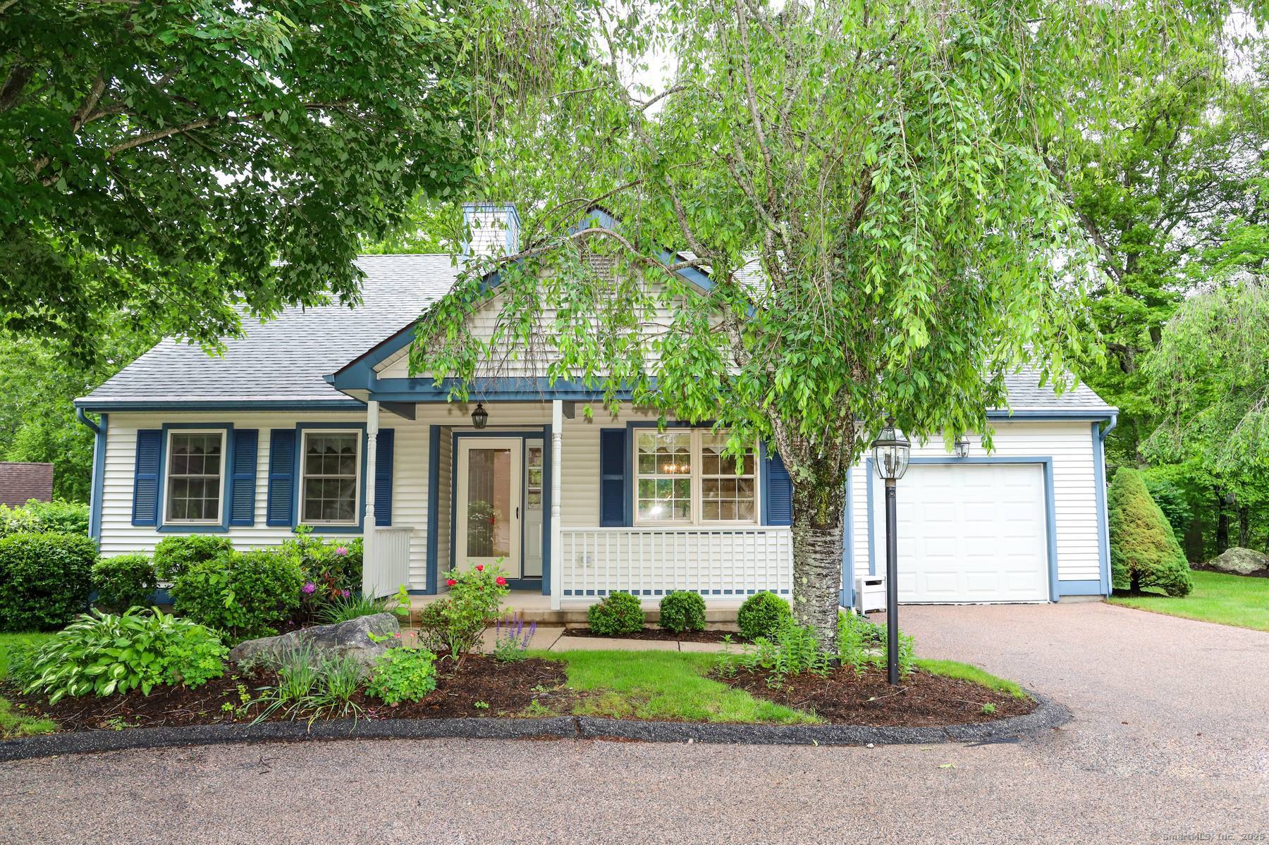 4 Amberly Lane East Lyme CT