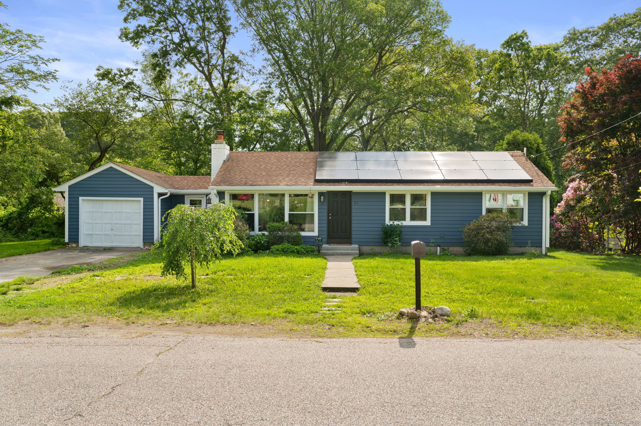 24 Kim Avenue Montville CT