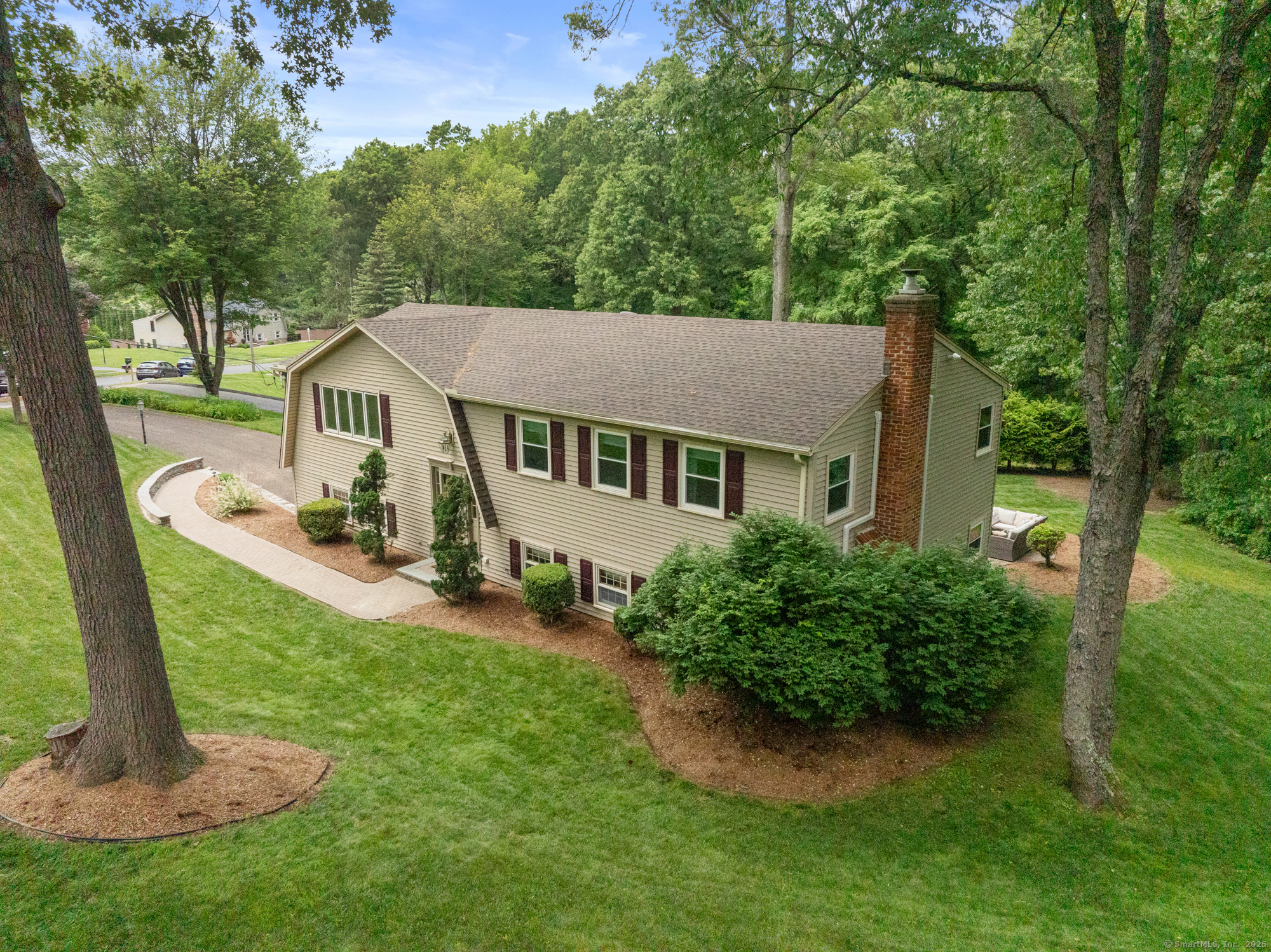 39 Pattonwood Drive Southington CT