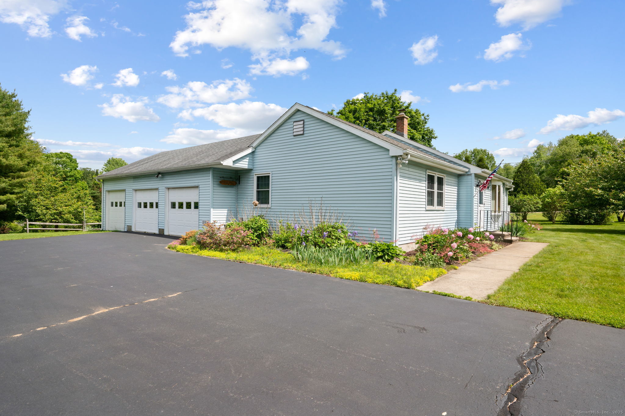 7 Wawecus Hill Road Bozrah CT