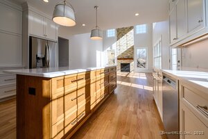 Homes for sale in East Lyme, CT | 11 Pumpkin Grv, East Lyme, CT 06333 | MLS# 24099687