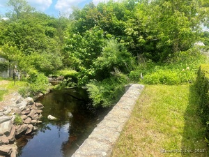 Homes for sale in Waterford, CT | 5 Wilcox Ct, Waterford, CT 06385 | MLS# 24098580