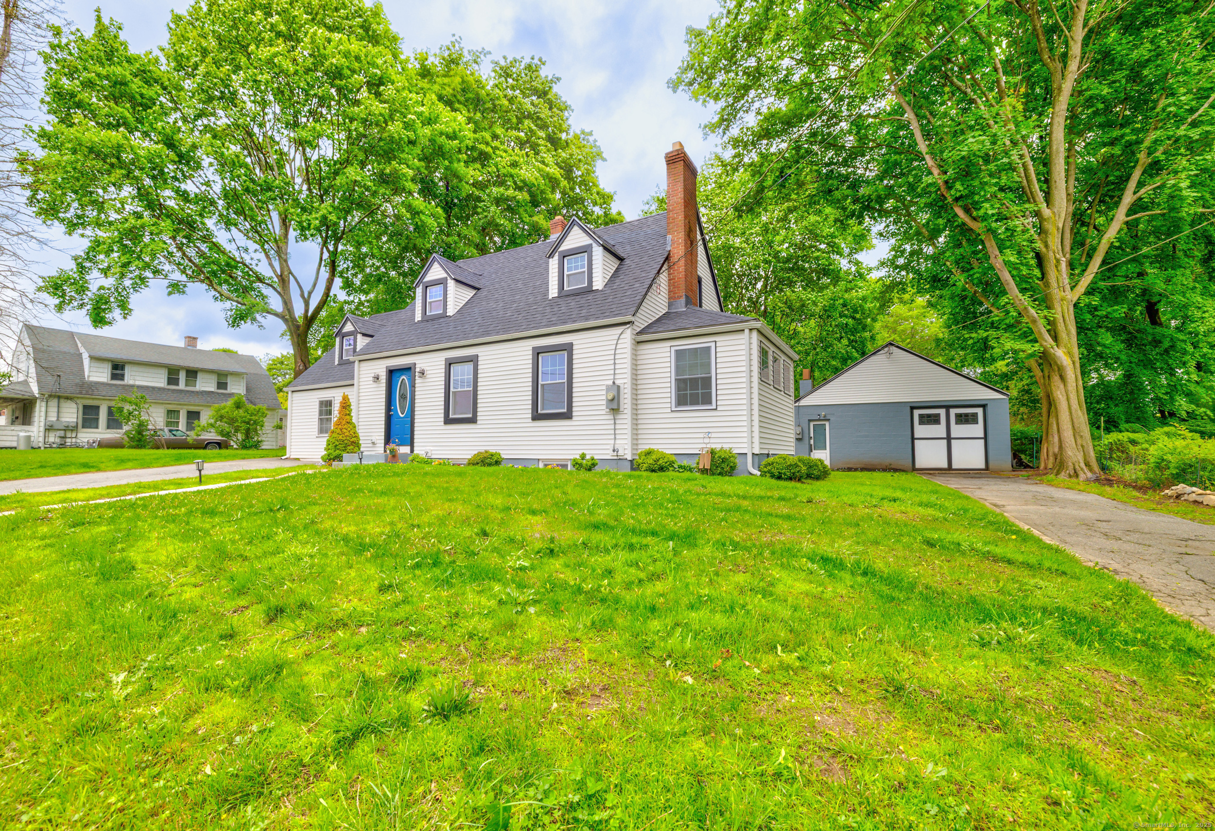 8 Wild Rose Place Waterford CT