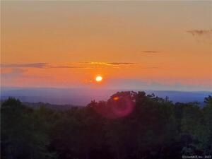 Homes for sale in Killingly, CT | 612 Cook Hill Rd, Killingly, CT 06239 | MLS# 24100889