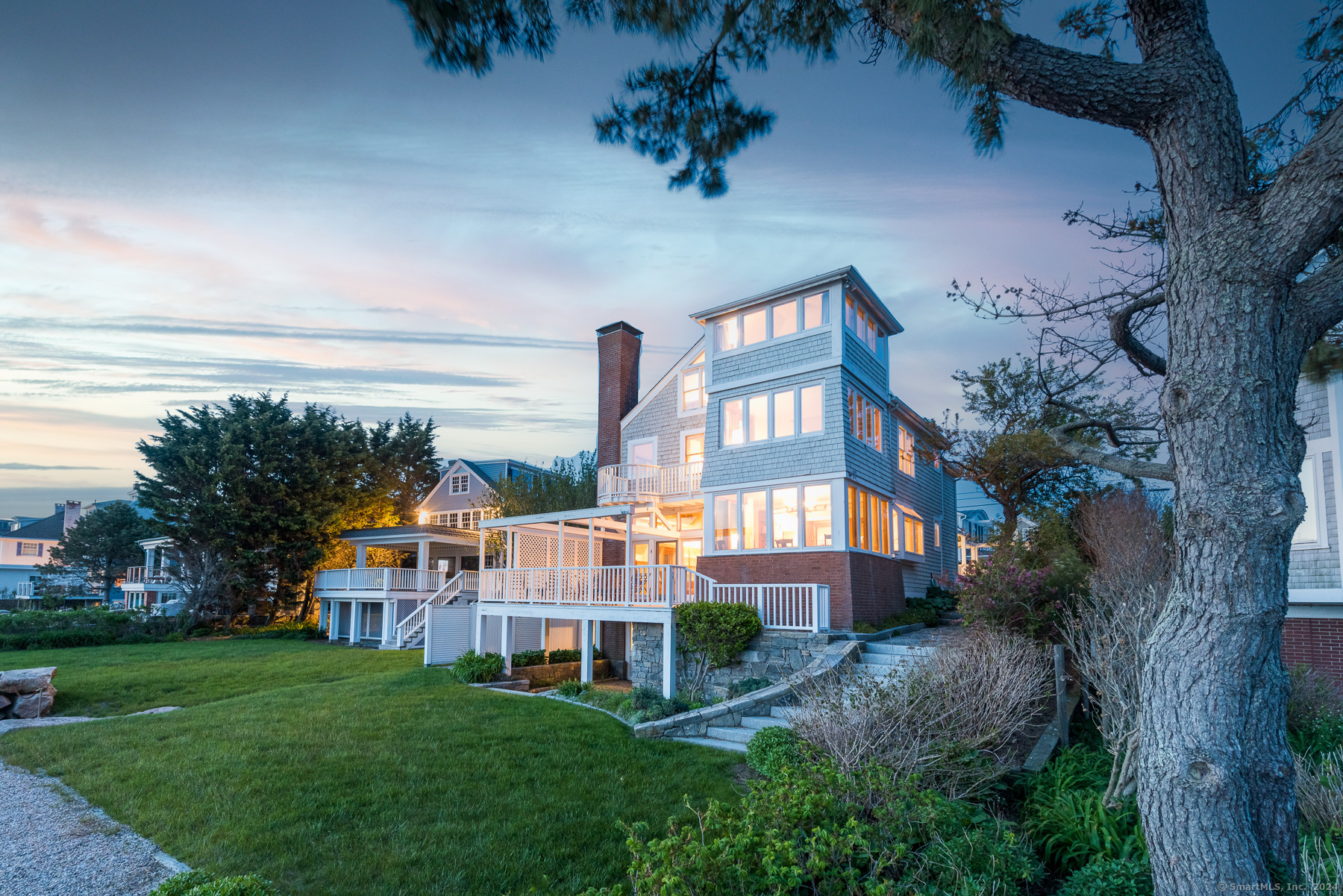 12 Water Street Stonington CT