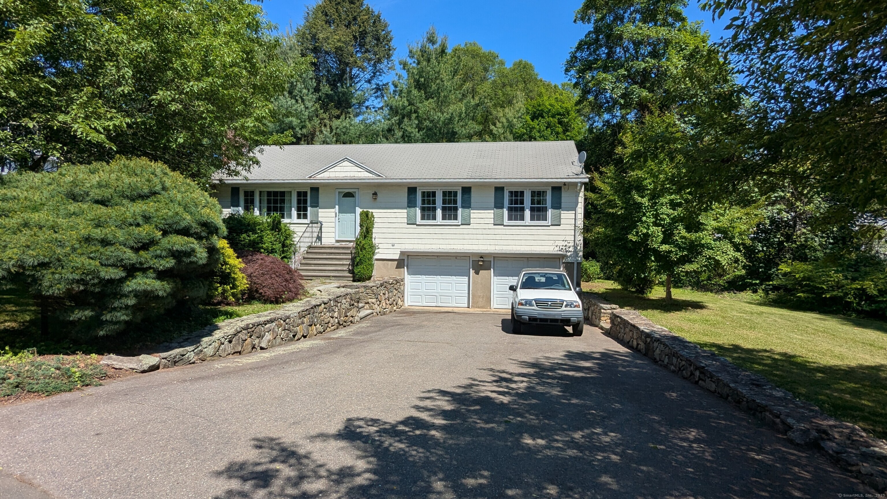 11 Twin Brooks Lane Fairfield CT