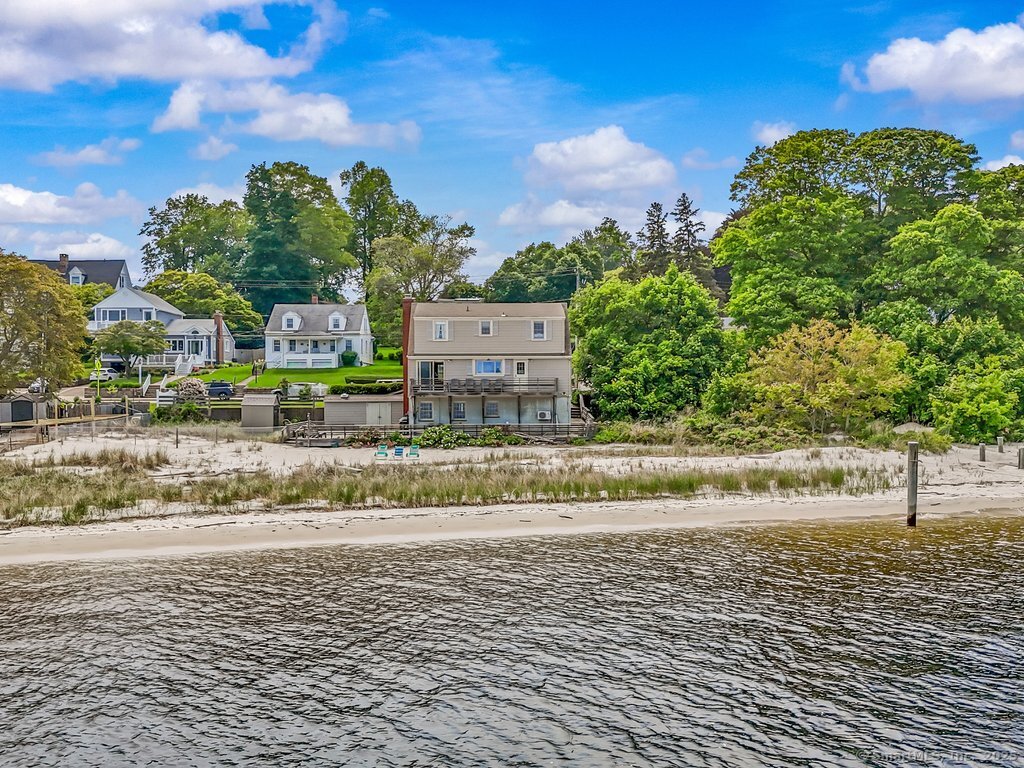 388 Pequot Avenue New London CT
